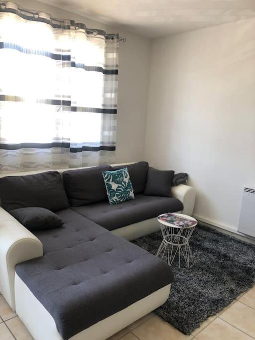Appartement Balcon, Place De Parking, Centre Ville Валанс Екстериор снимка